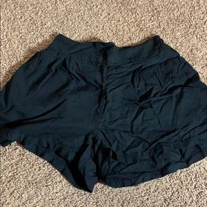 American eagle black shorts